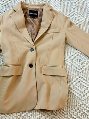 Beige Blazer, like new. Open to offers!